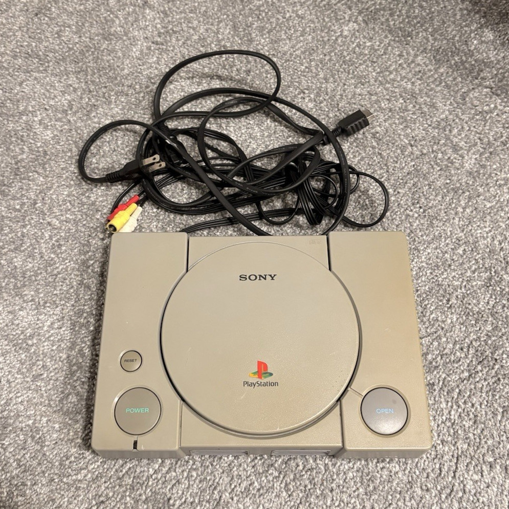 Sony PlayStation 1 Console SCPH-9001 NTSC-U/C Gray w/ AV Cable