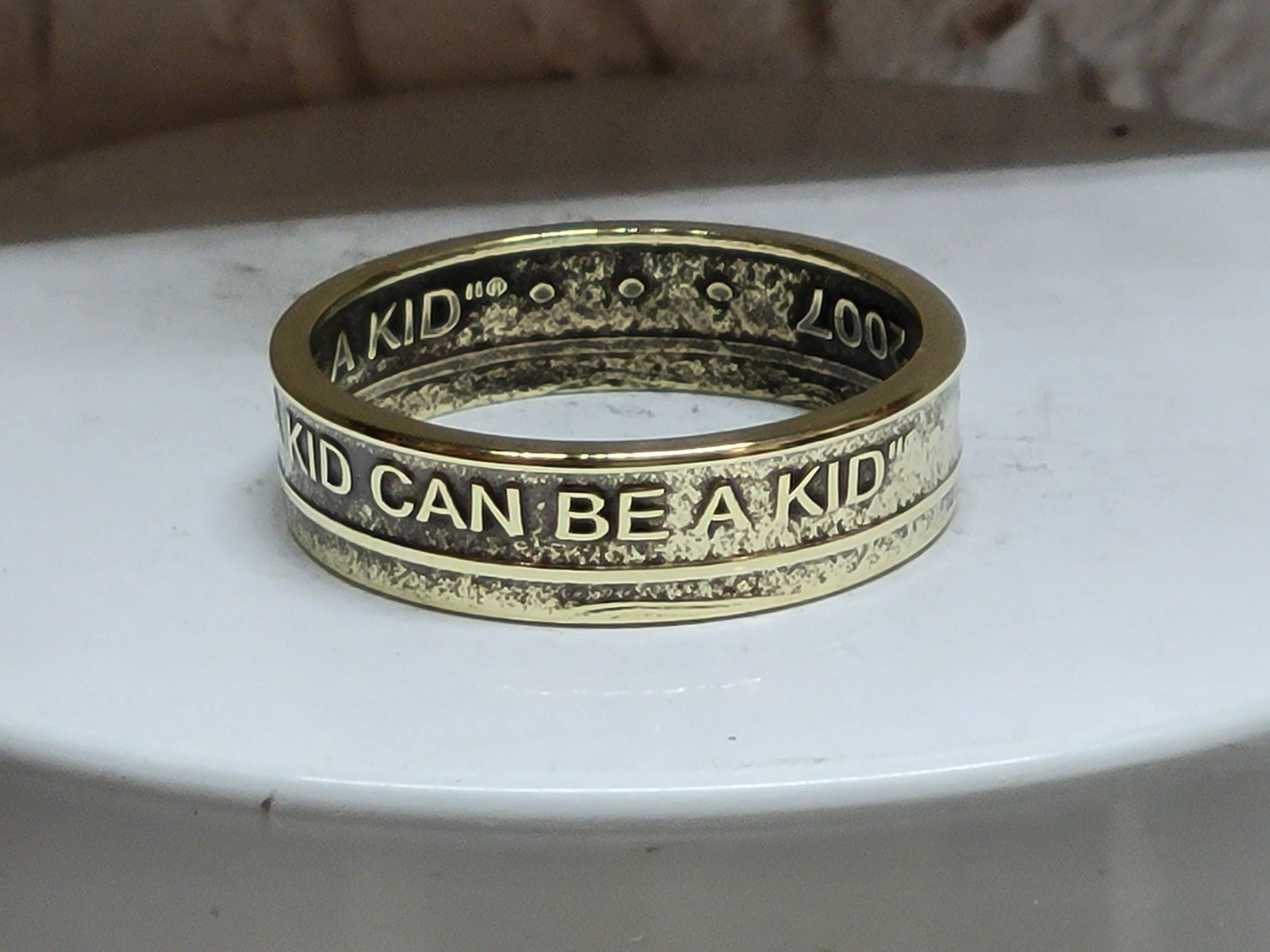 CHUCK e CHEESE - 2007 - Size 11 Token Coin Ring