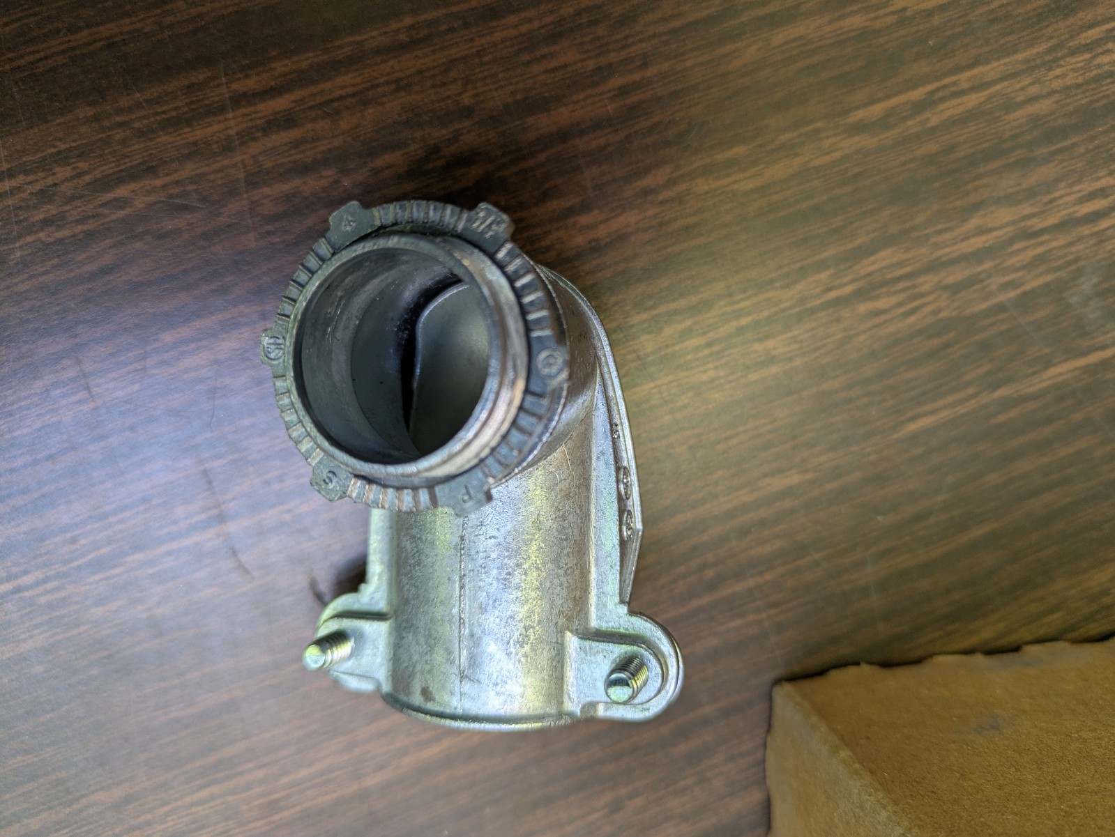 NEW EATON  738DC 3/4" ZN Angle Squeeze Connectors Qty 50