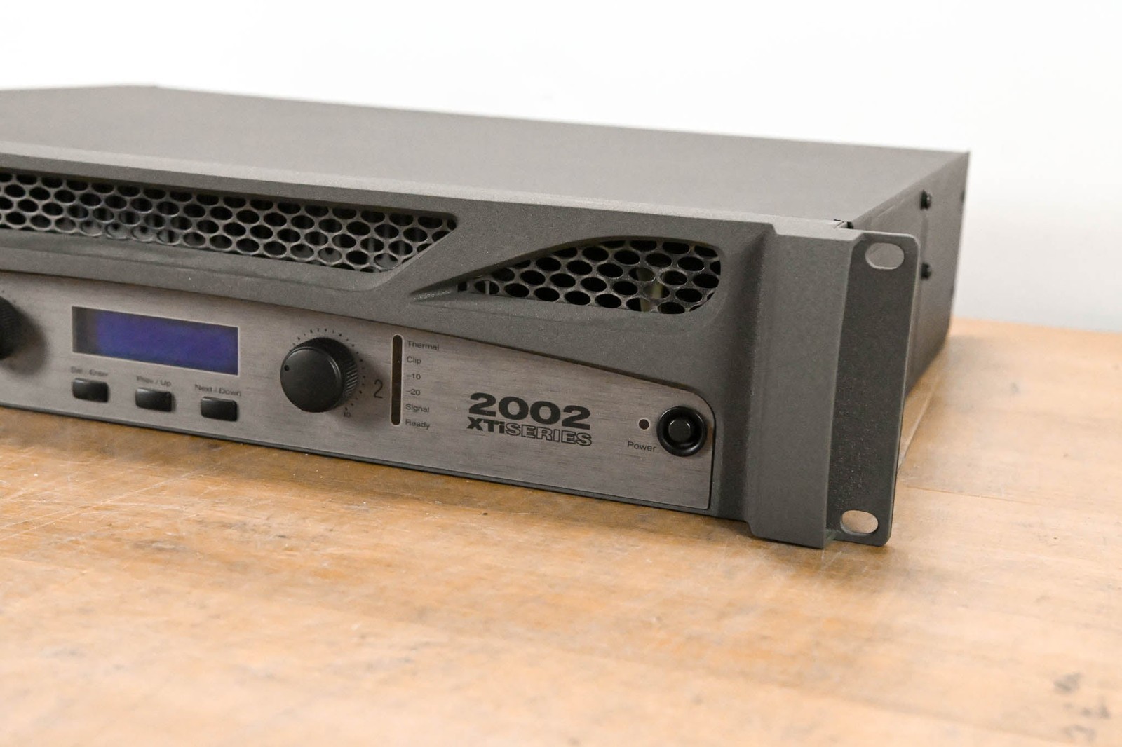 Crown XTi 2002 2-Channel Power Amplifier CG010TF