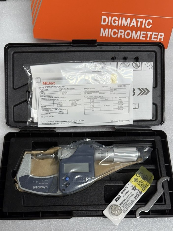 Mitutoyo 293-832-30 Digimatic Micrometer  ,1" Max MDC-1" SXF, NEW- Sealed