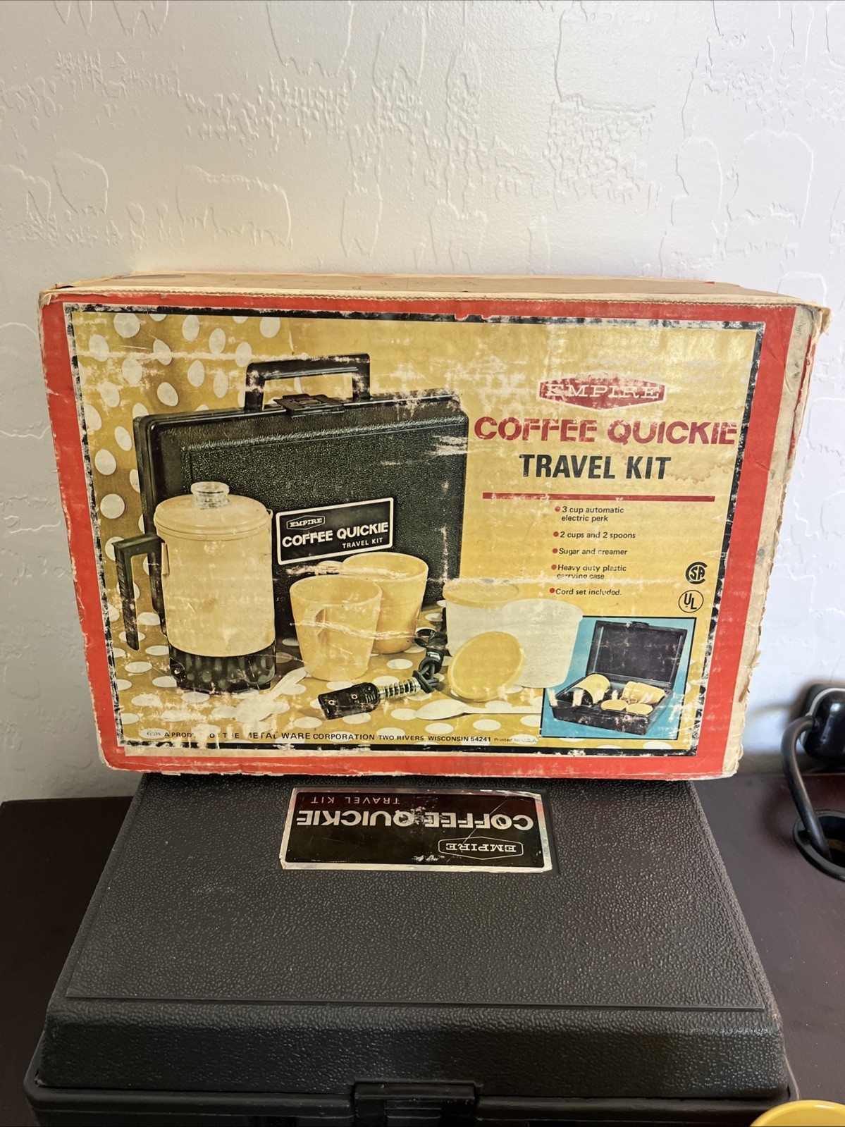 1970’s Empire Coffee Quickie Camping Percolator W/ Case and Box. Tested Working