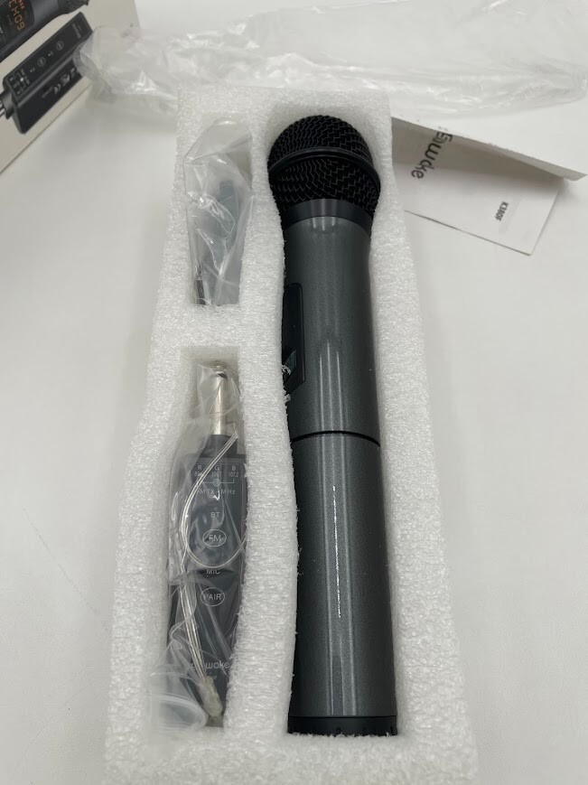 Sawake UHF Wireless Microphone In Box