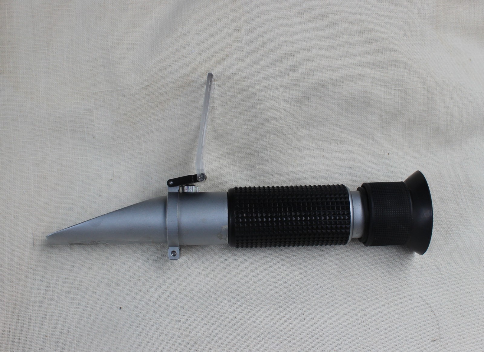 0-32% Brix Refractometer for Sweetness testing, used