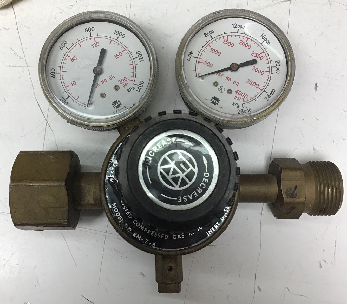 Western Enterprises Accu-Trol RM-7-4 Compressed Gas Regulator (b177)