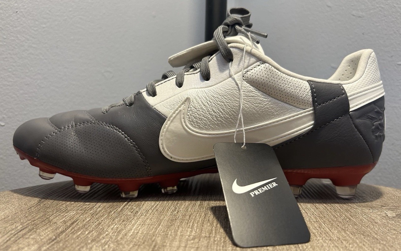 Nike Premier III AG Light Graphite Red' HM0265-003 Soccer size 9.5