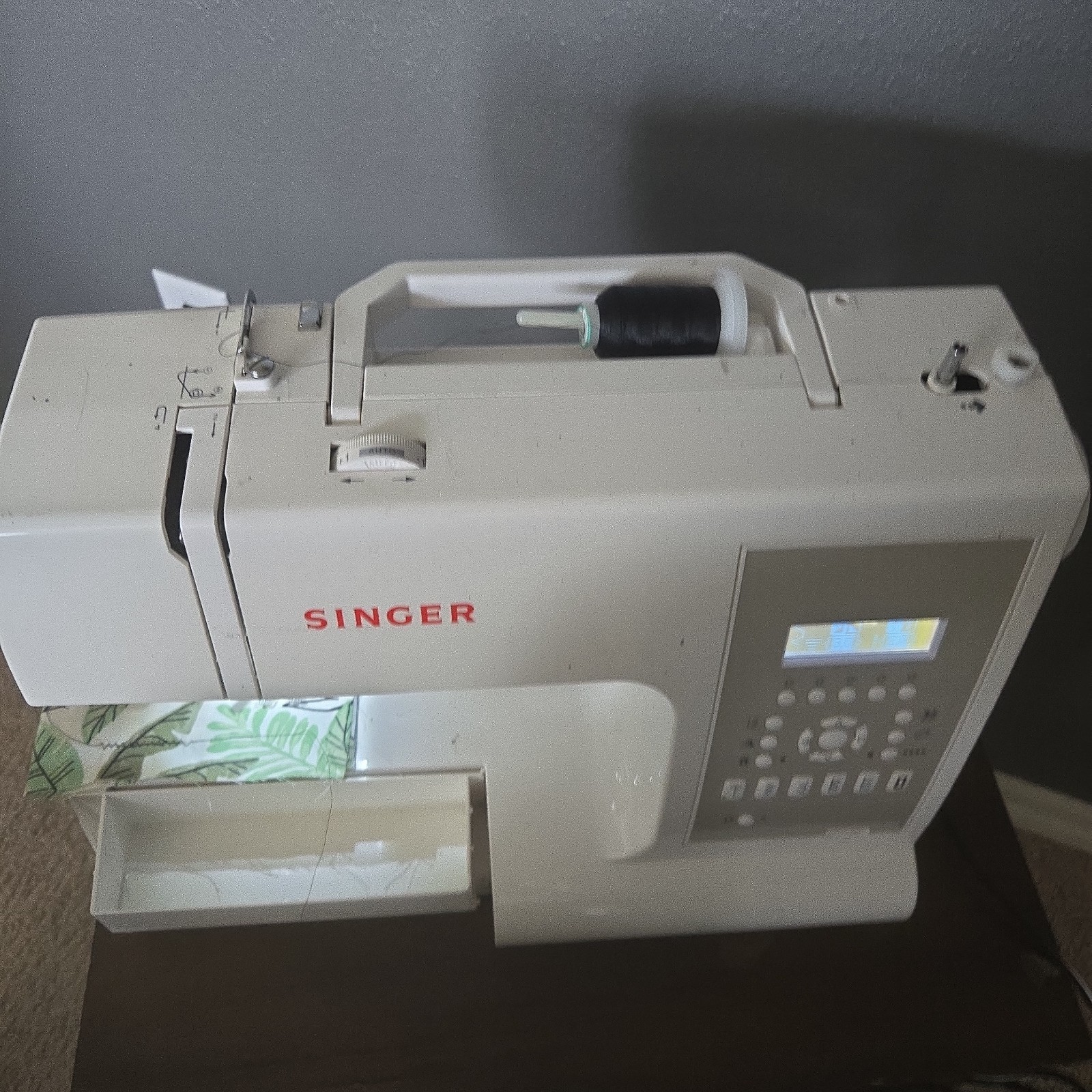Singer Computerized Sewing Machine Tray Missing Cover Works Great