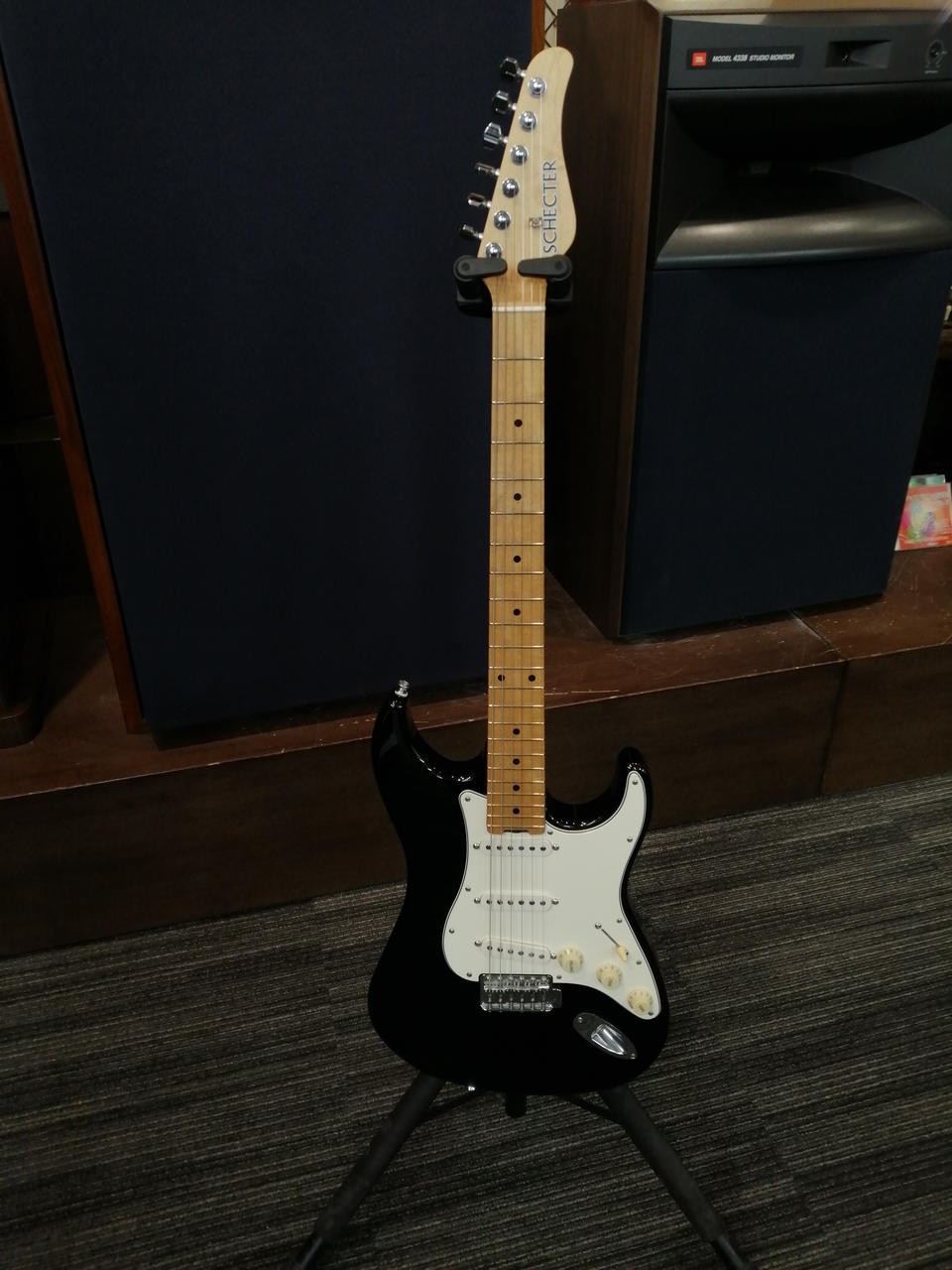 SCHECTER N-ST-AL/BLK/M Electric Guitar