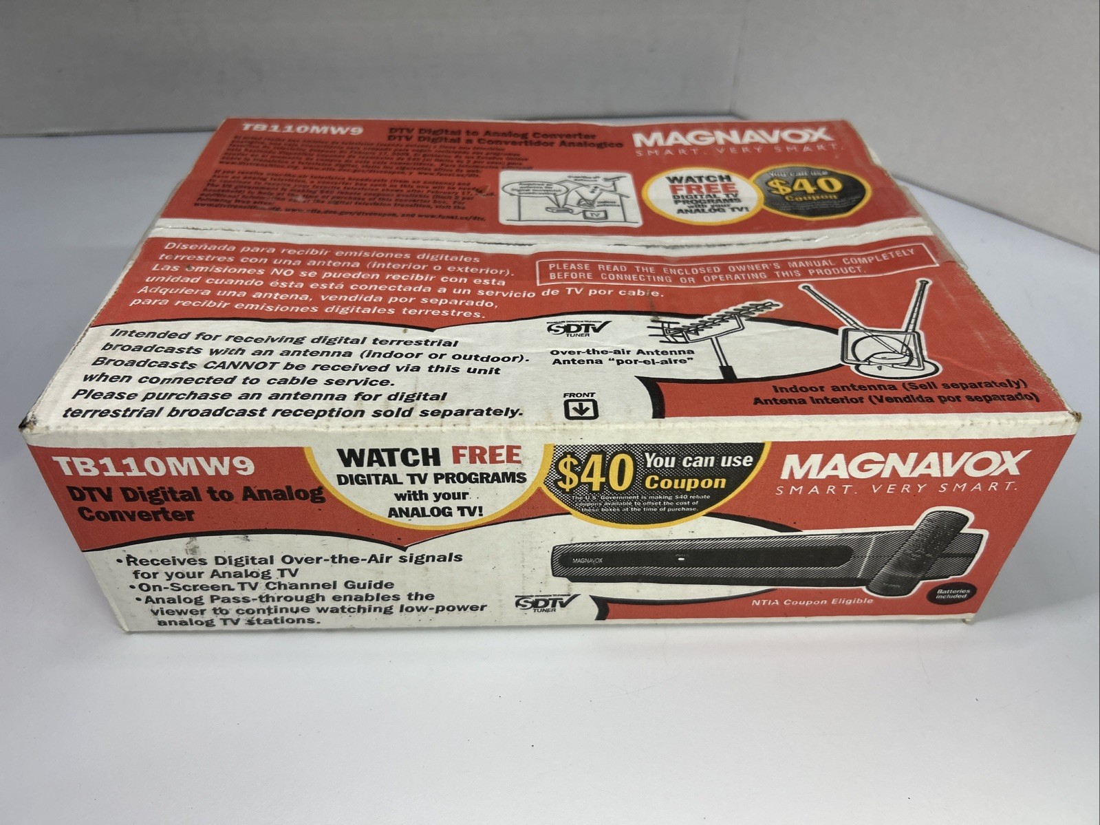 Magnavox TB110MW9A DTV Digital to Analog TV Converter Box with Remote  New
