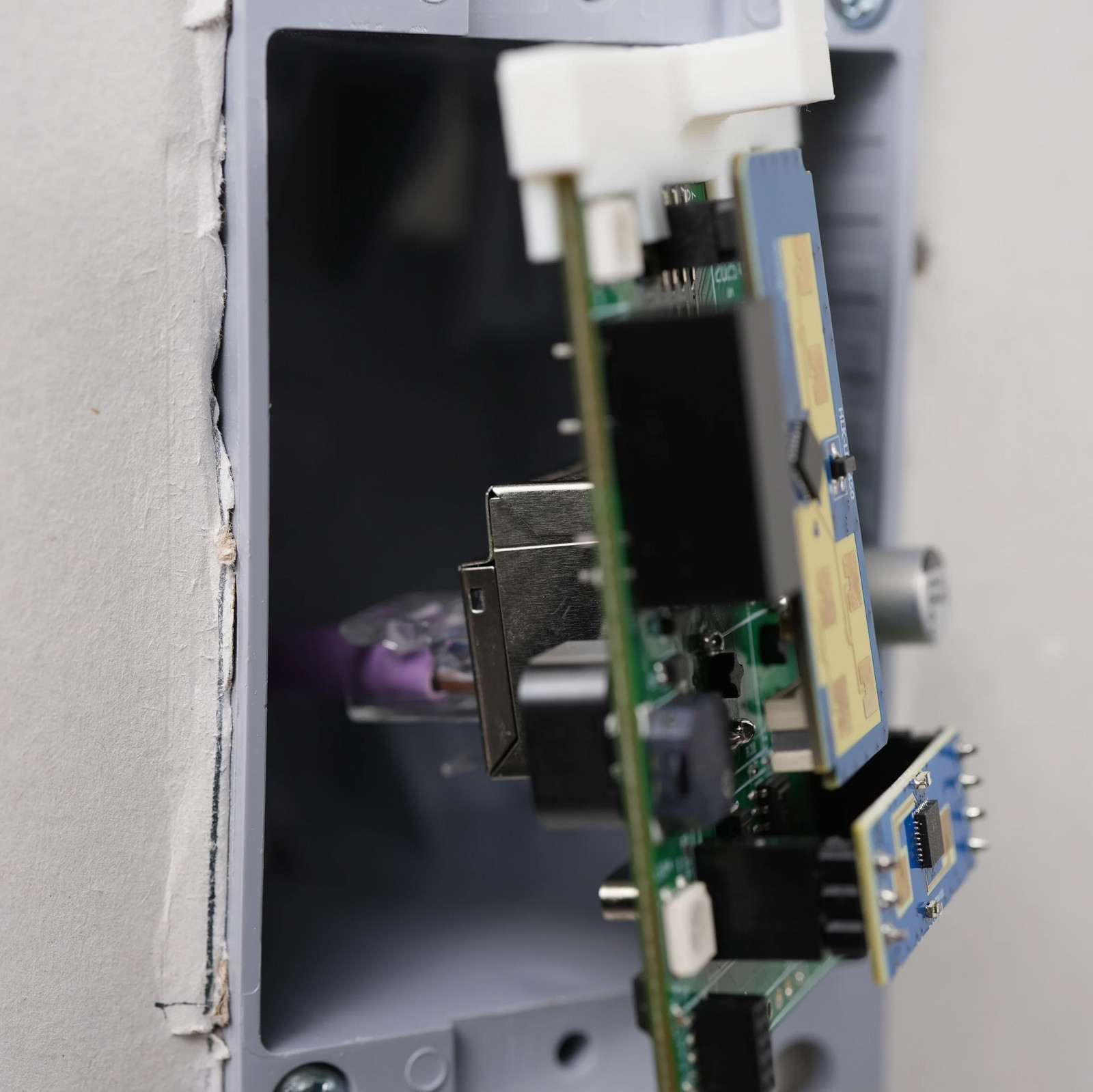 Sensor R PRO-1 PoE Dual mmWave Multisensor (LD2450 | Additional LD2412 NEW