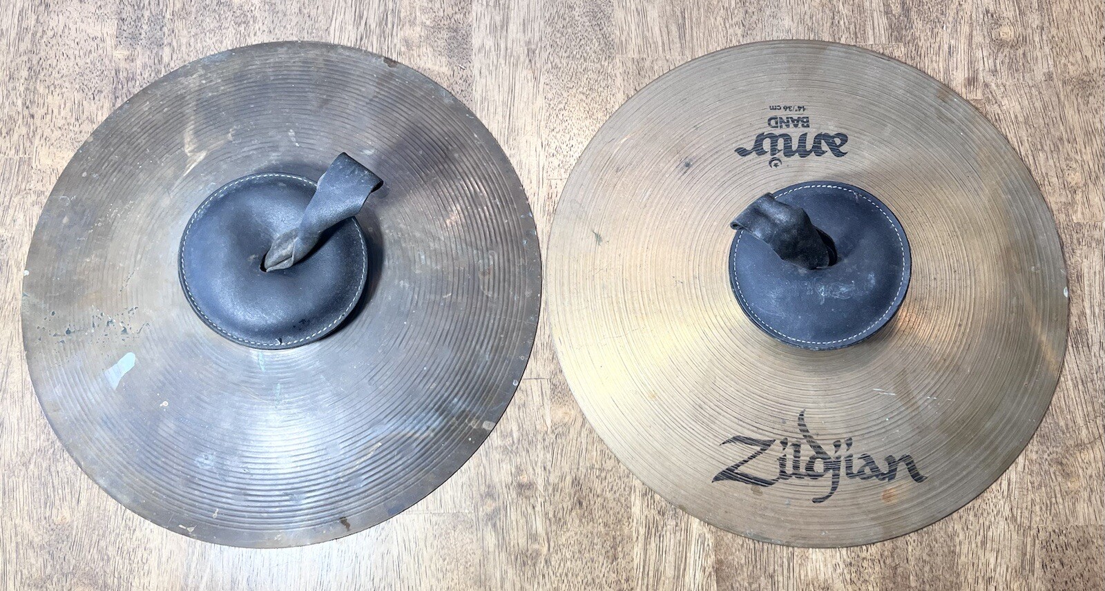 Avedis Zildjian 14" Hand Cymbals Amir Band Turkish Pair USA Padded Straps 2.4lb