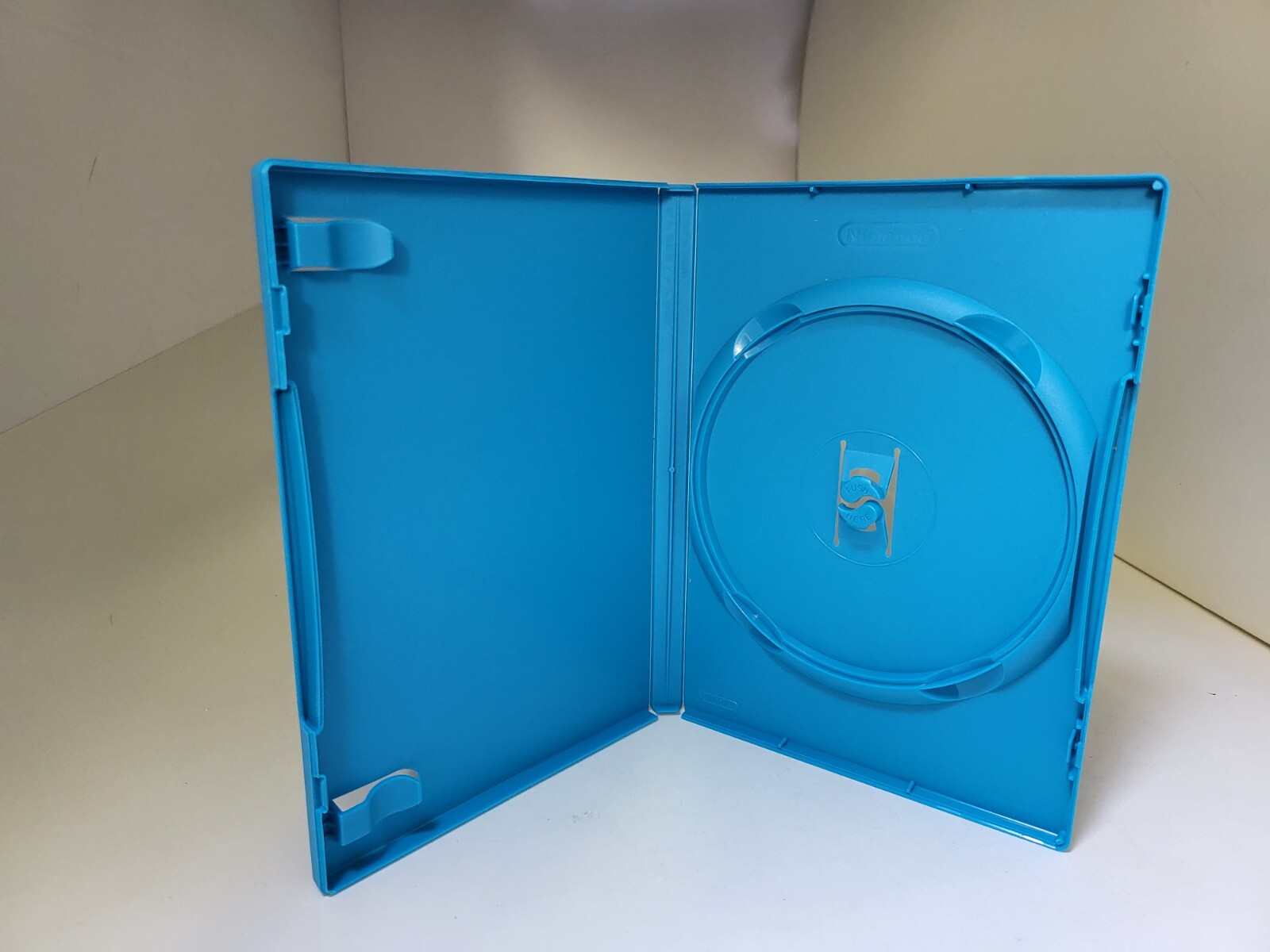 NEW Official OEM Nintendo Wii U Blue Empty Replacement Video Game Case
