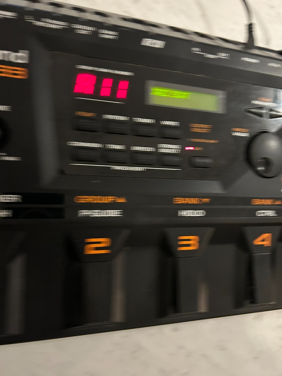 Roland GR33