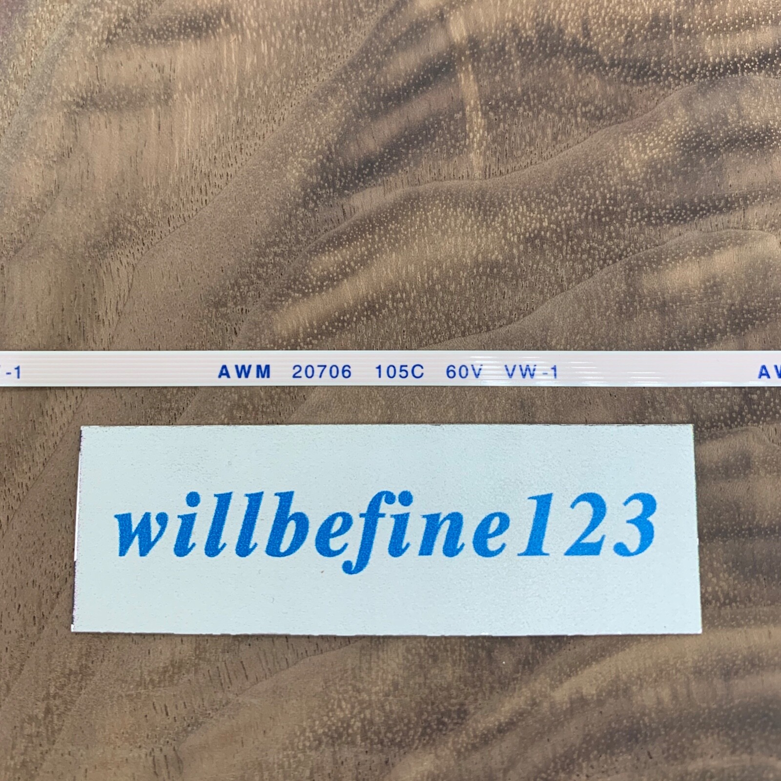 CviLux E208903-5 AWM 20706 20624 8 Pins Width 4.5mm Length 22cm Different side