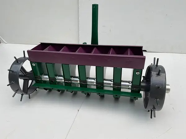 7-row Manual Garden Metal Precision Seeder Vegetable Planter That Sows Small See