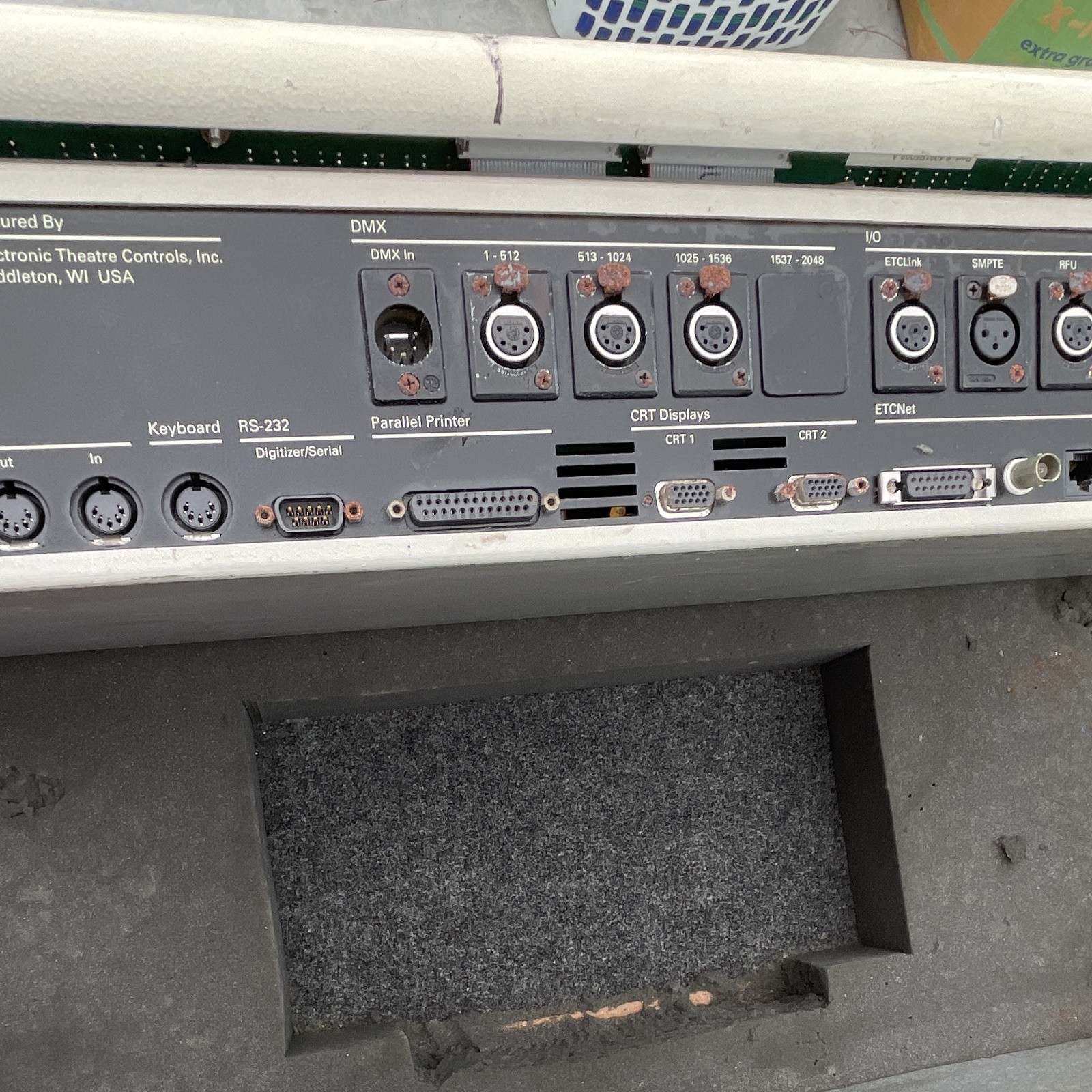 Electronic Theatre Controls Expression 2X DMX Control Console 2048ch 24 Faders