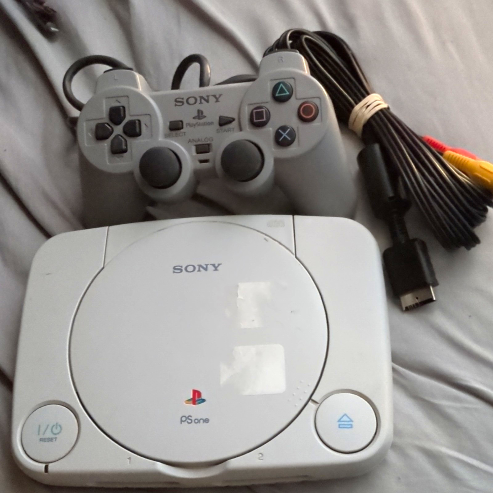 Sony PS one SCPH-101 PlayStation 1 NTSC-U/C Console, DualShock, AV Cable