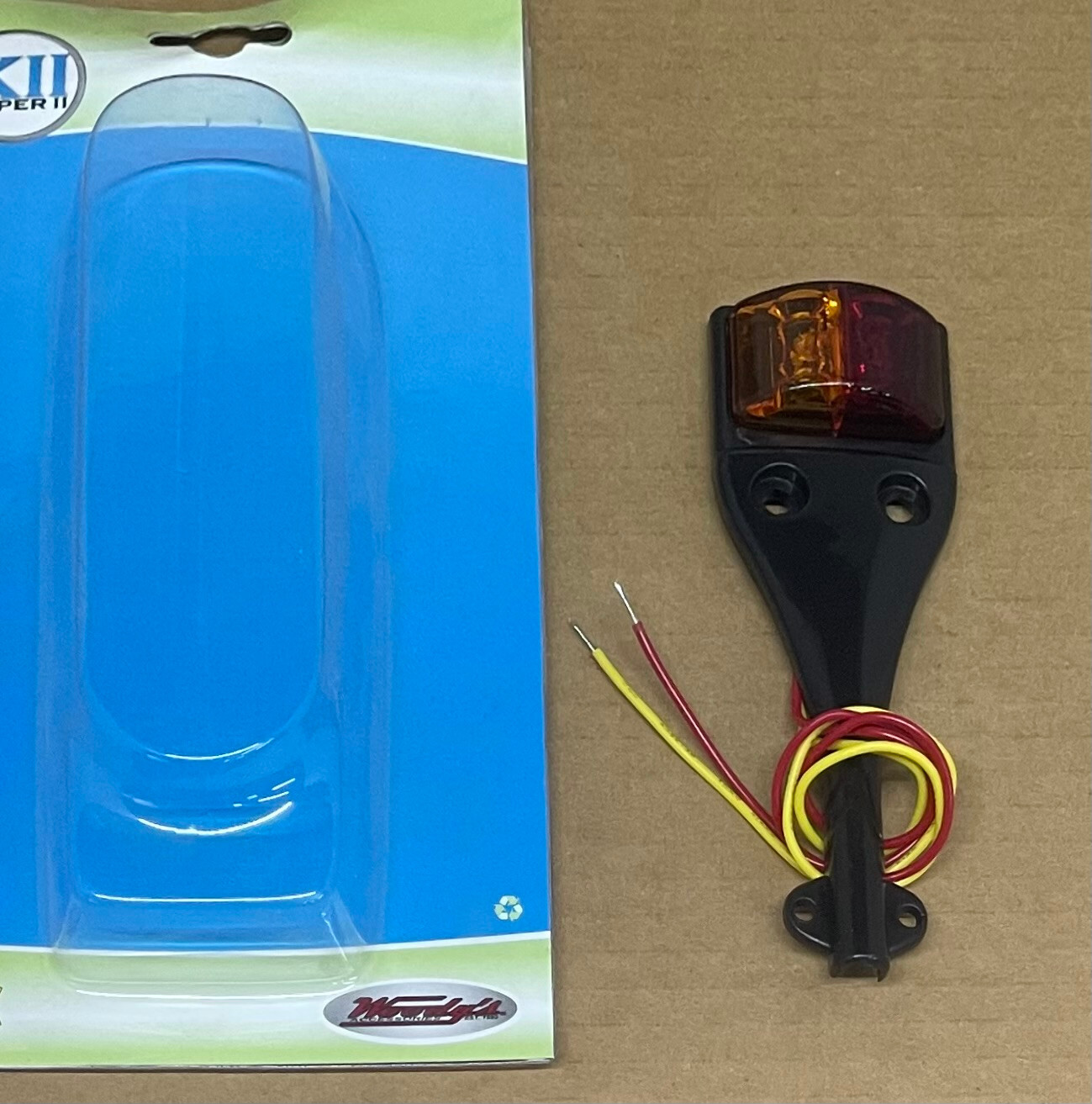 LED Fender Marker Kit Right DG52443 Fender Marker Led Kit Red/Amber