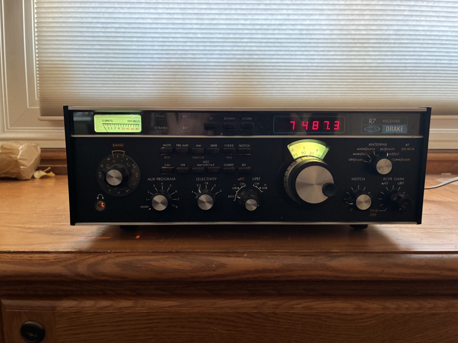Drake R7 Receiver w/ MS7 Speaker and manuals