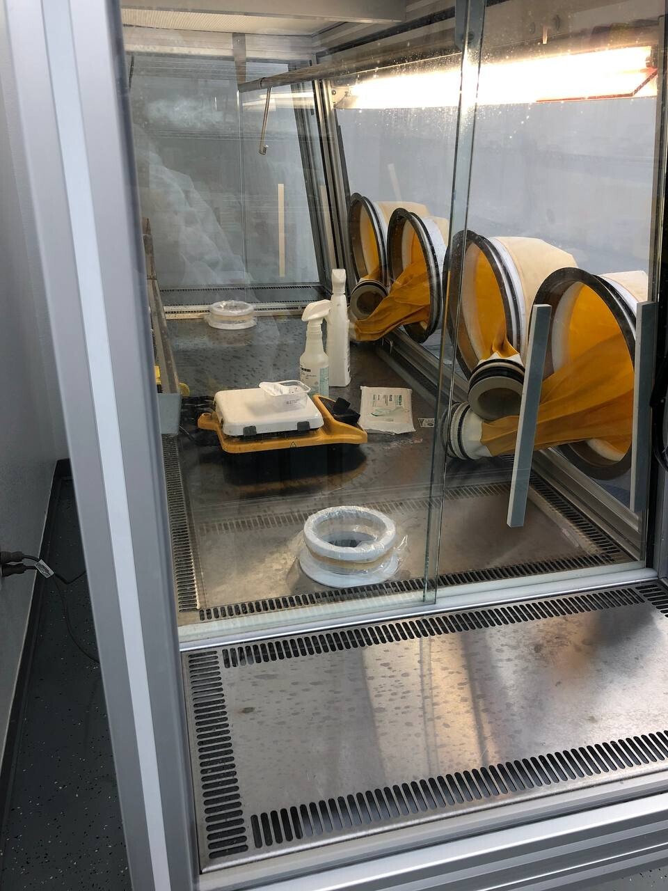 Isotech Microsphere Sterile Compounding Hood 4 Port!