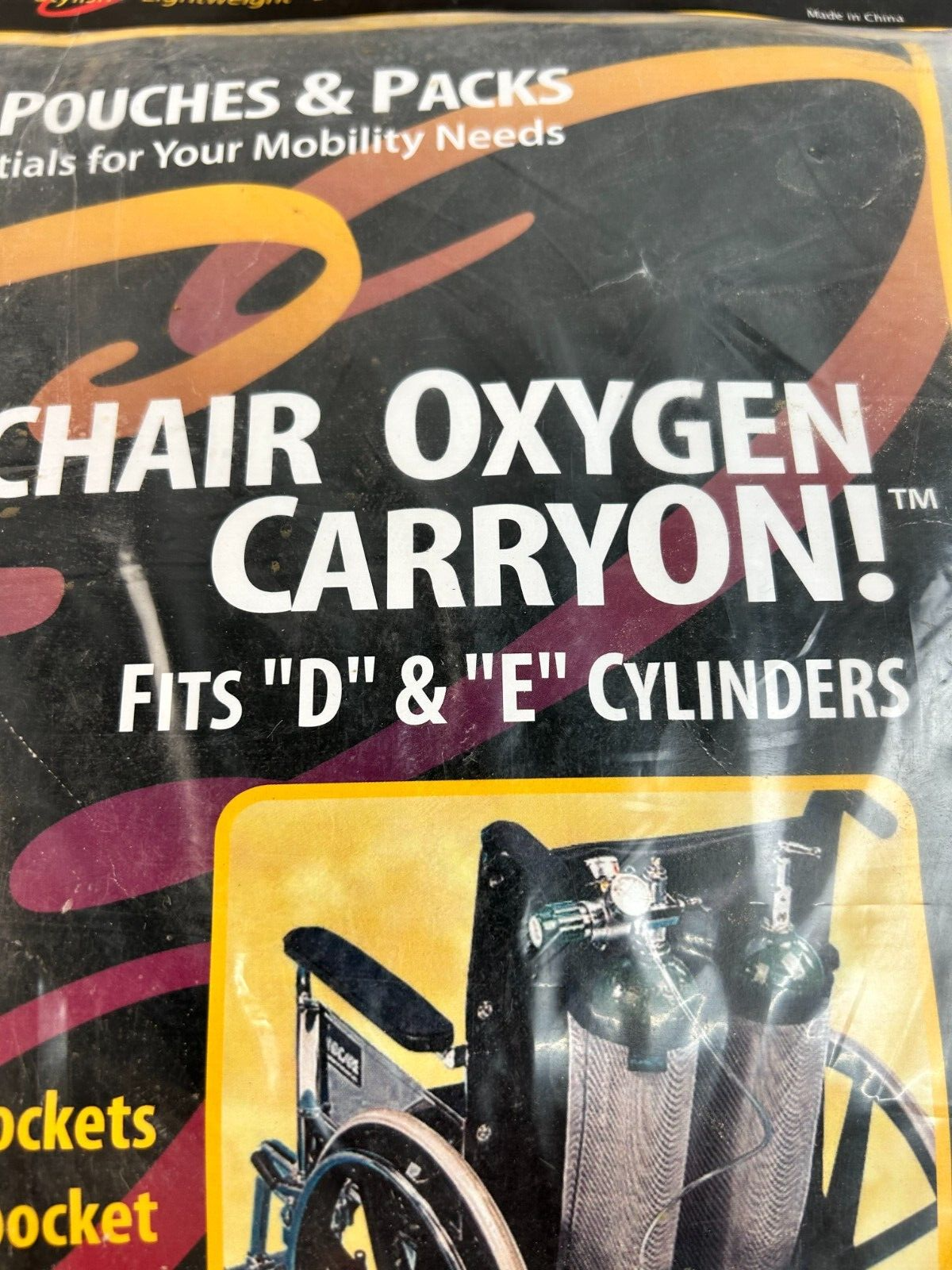 EZ-Accessories EZ0140BK Wheelchair Oxygen CarryON! For D & E Cylinders