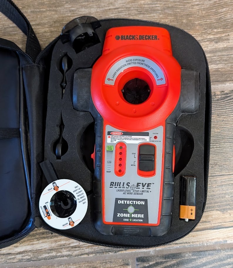 Black & Decker BDL110S Bulls Eye Auto-Leveling Laser with Sensor