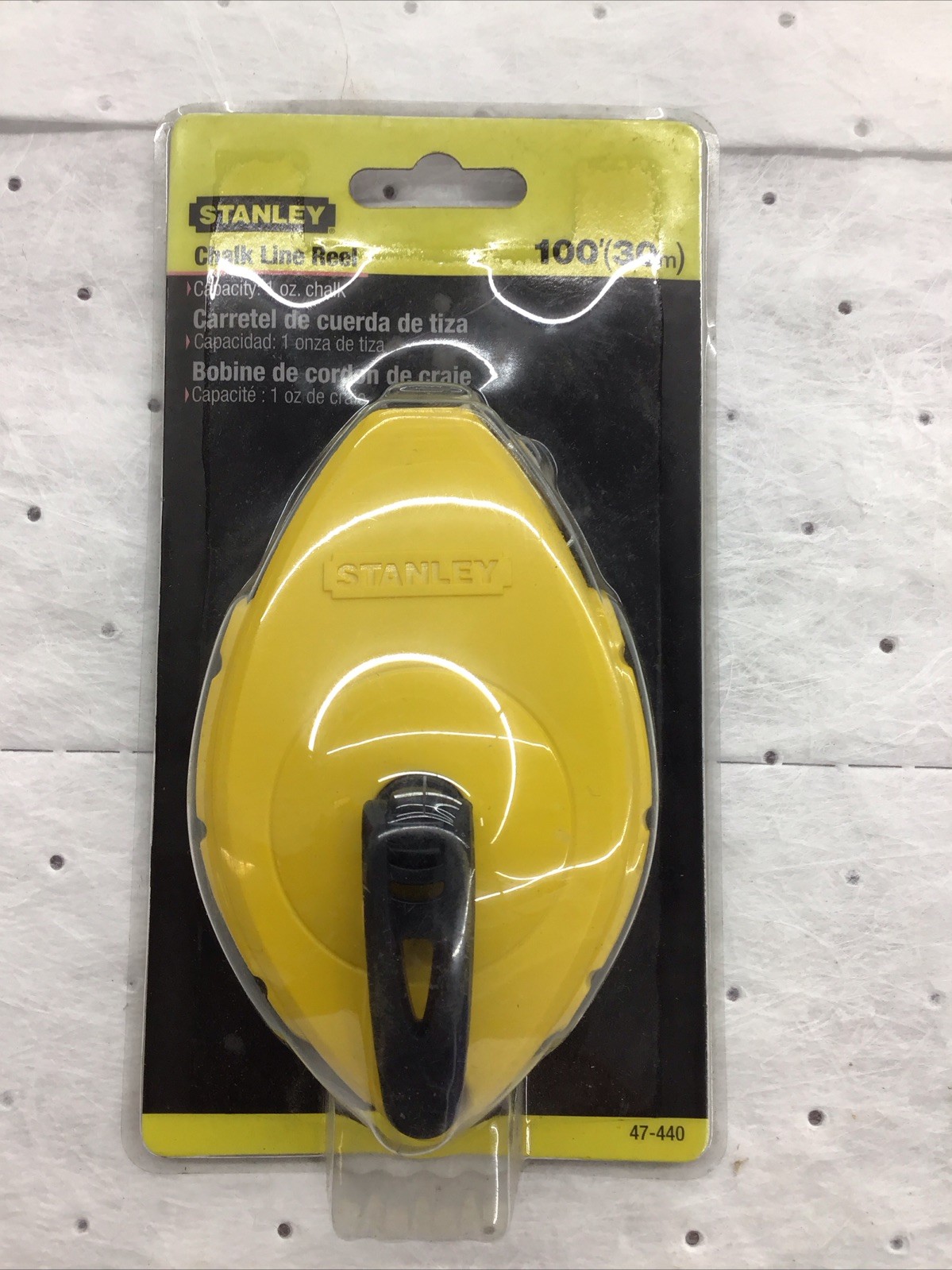 Stanley 4 oz Yellow Chalk Line Reel 100 ft.