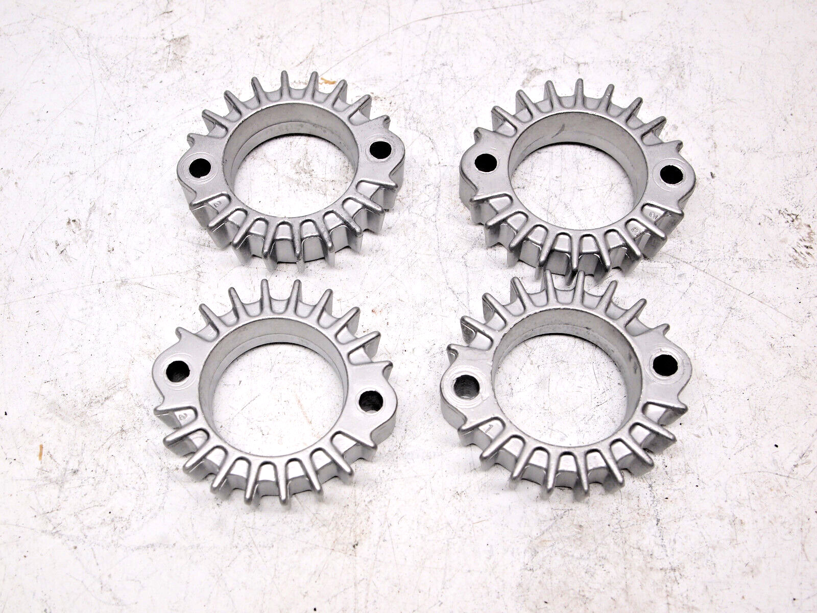 4 Kawasaki KZ650 KZ750 KZ550 Header Exhaust Flanges Exhaust Clamps 18069-1006