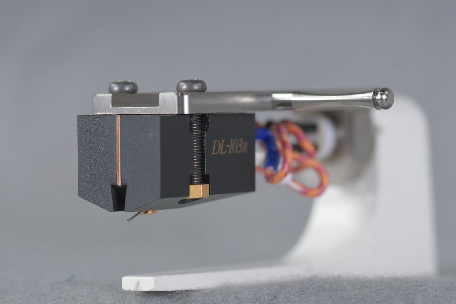 Denon DL -103R MC Cartridge W/ Yamamoto HS-6 Titanium Headshell  From Japan