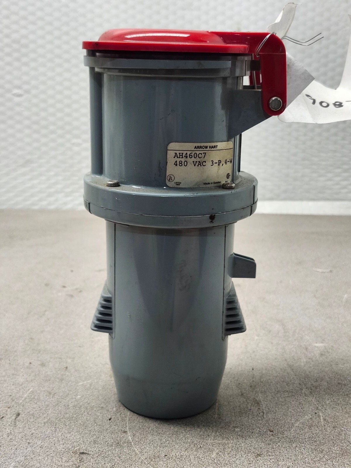 USED NO BOX Arrow-Hart Plugs AH460C7