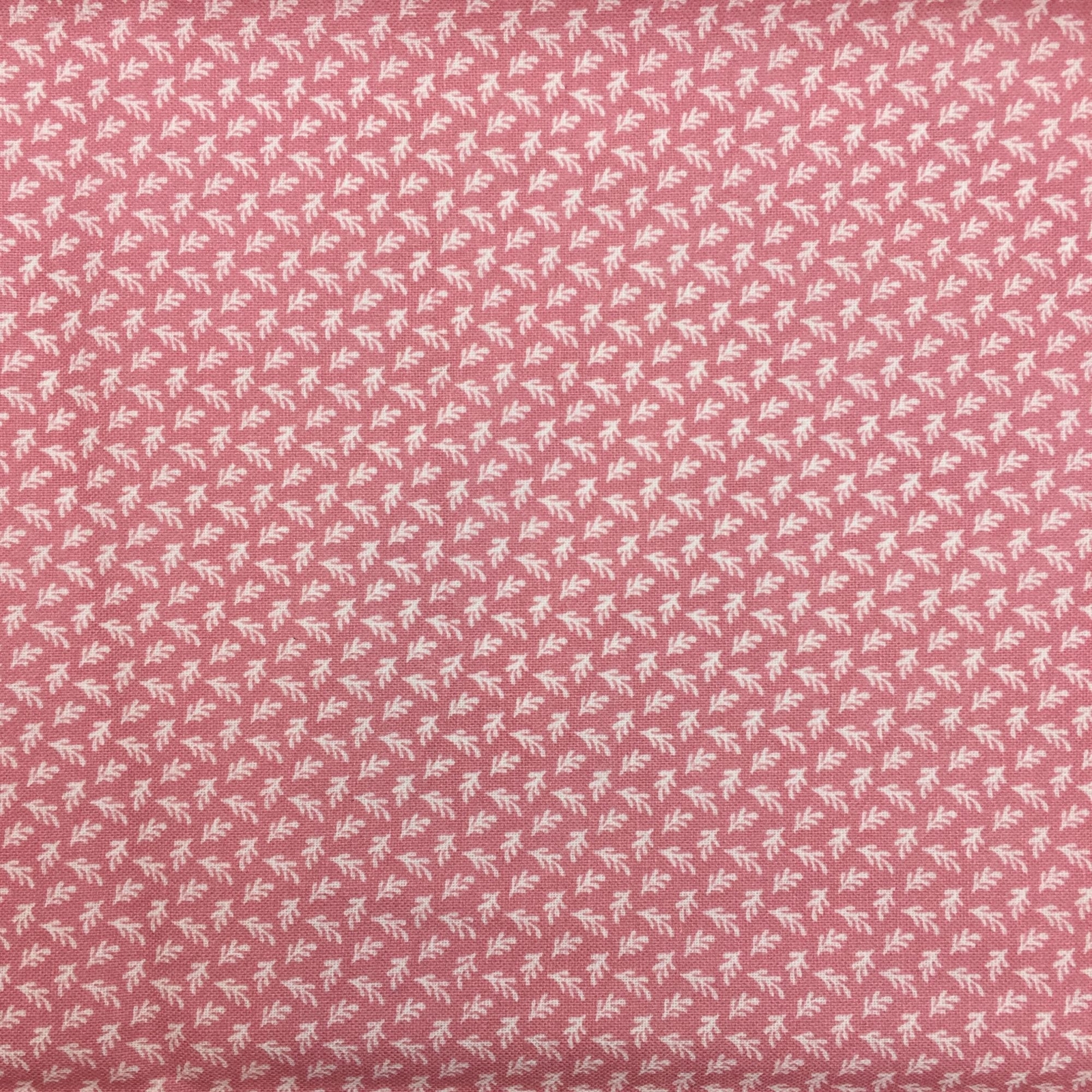 1/2 Yard Peter Pan Fabrics Quilting Material Pink White Sprigged Calico Leaves