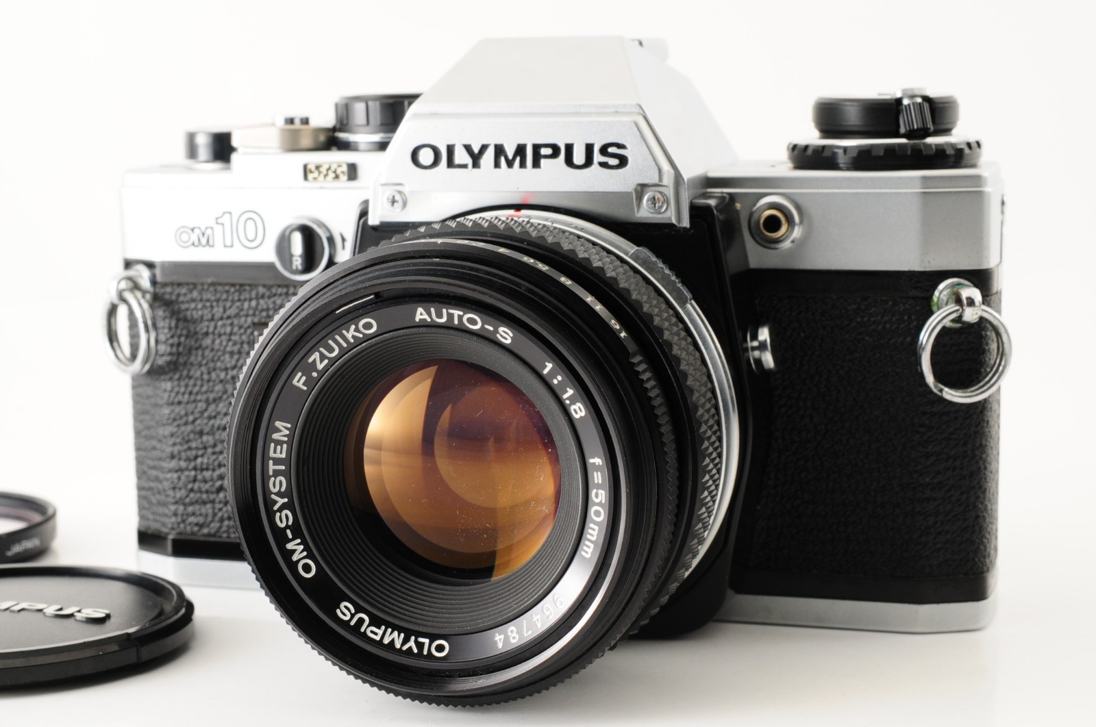 [NEAR MINT] Olympus OM-10 Silver SLR Film Camera 50mm F1.8 Lens From JAPAN