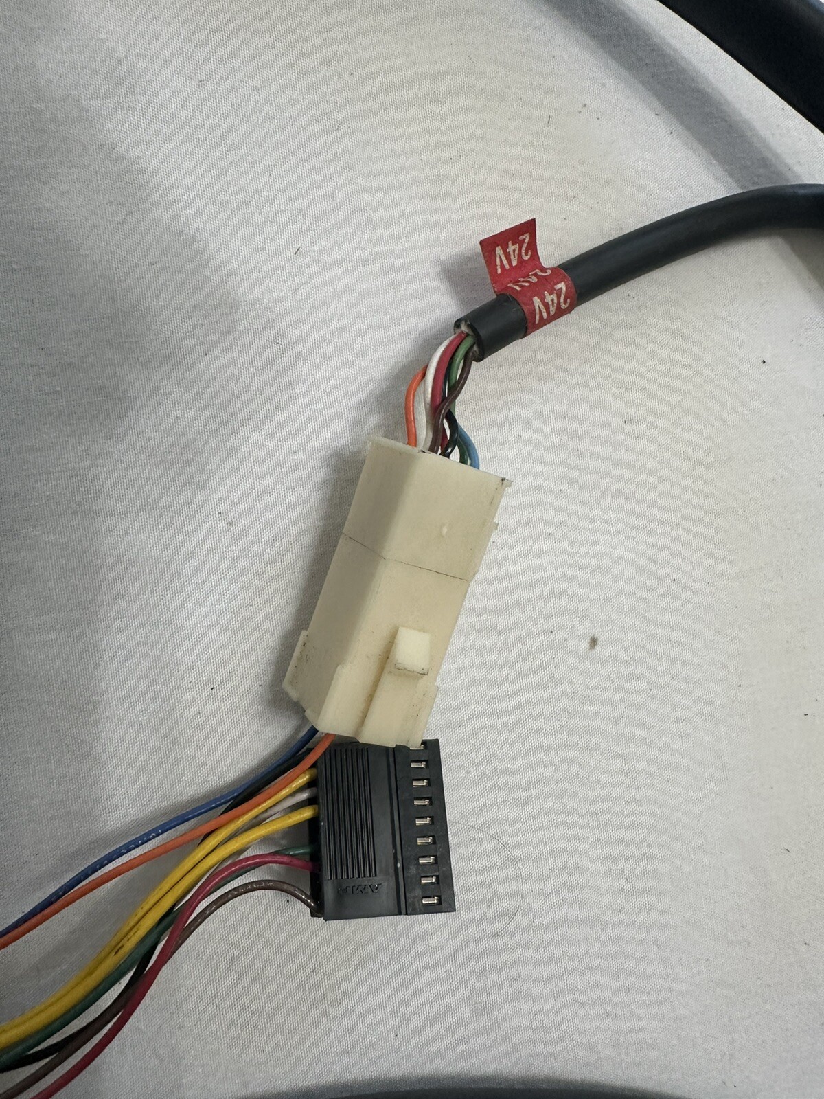 (AP) AUTOMATIC PRODUCTS 111, 112, 113 MARS VN BILL VALIDATOR HARNESS 24v 2 sets