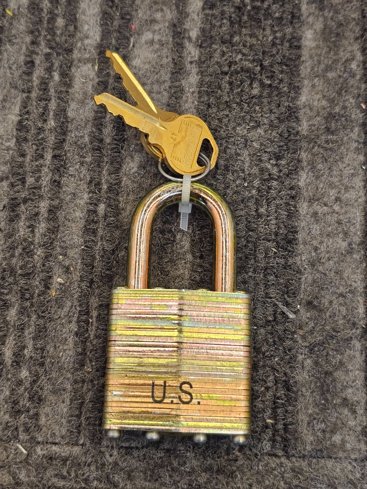 (QTY 3) Master Lock DG Padlock US Keyed Different Hardened