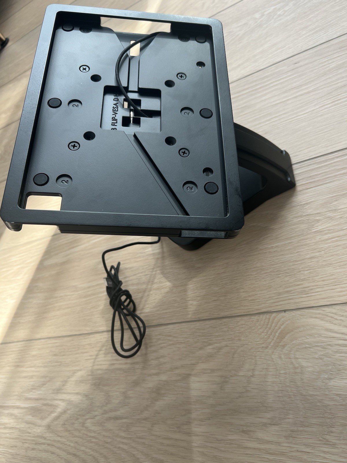 Vault POS Stand/Charging Station for iPad 7h Generation