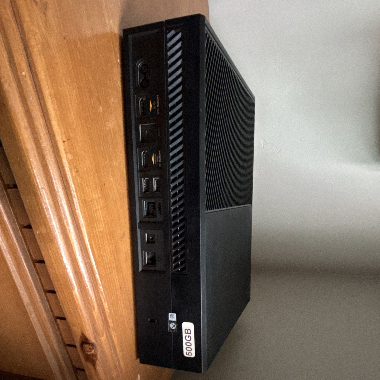 Microsoft Xbox One 500GB Black Console 1080p Region Free w/ Wireless Controller