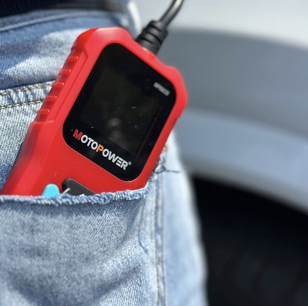 MOTOPOWER MP69038 Car OBD2 Scanner Code Reader Engine Fault Code Read Erase