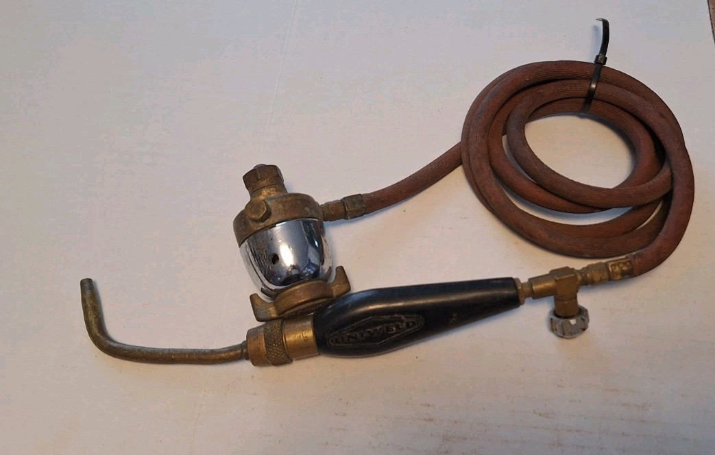 Vintage Uniweld Universal Welding Torch Head, Hose & Gas Regulator