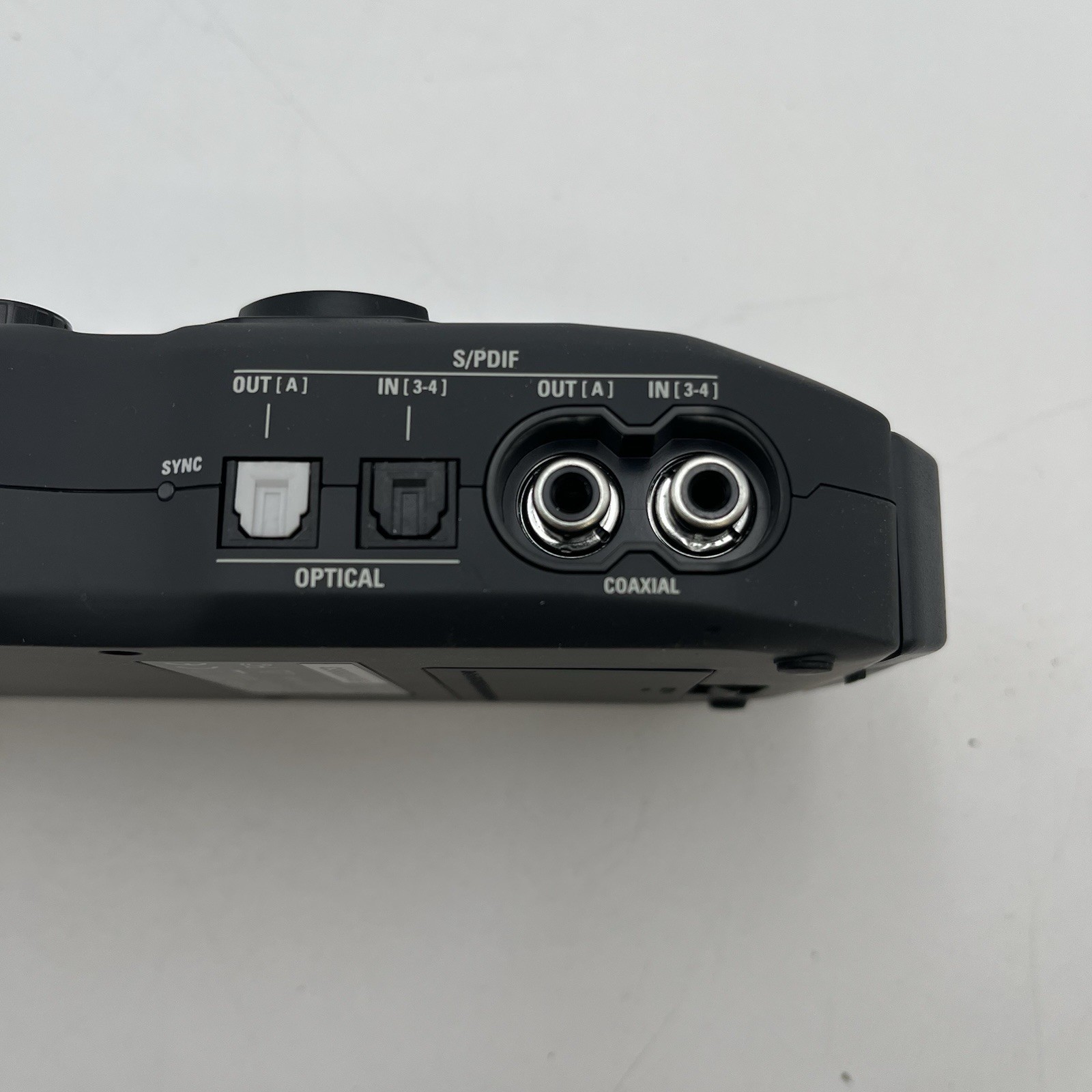 Zoom U-44 Compact 4-In/4-Out Handheld Audio Interface