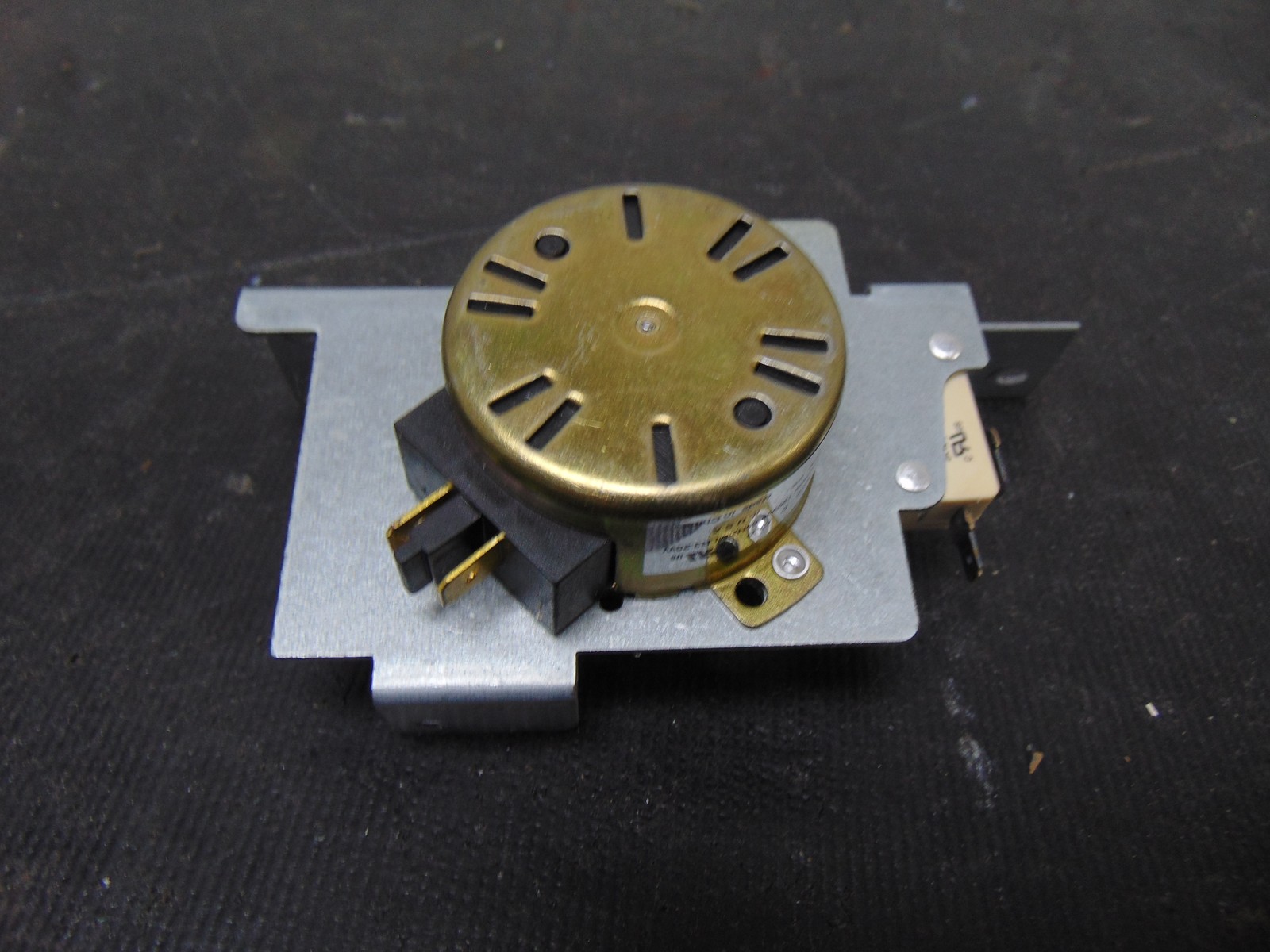Frigidaire Electric Range LFEF3017LMD Door Lock Motor 316464300