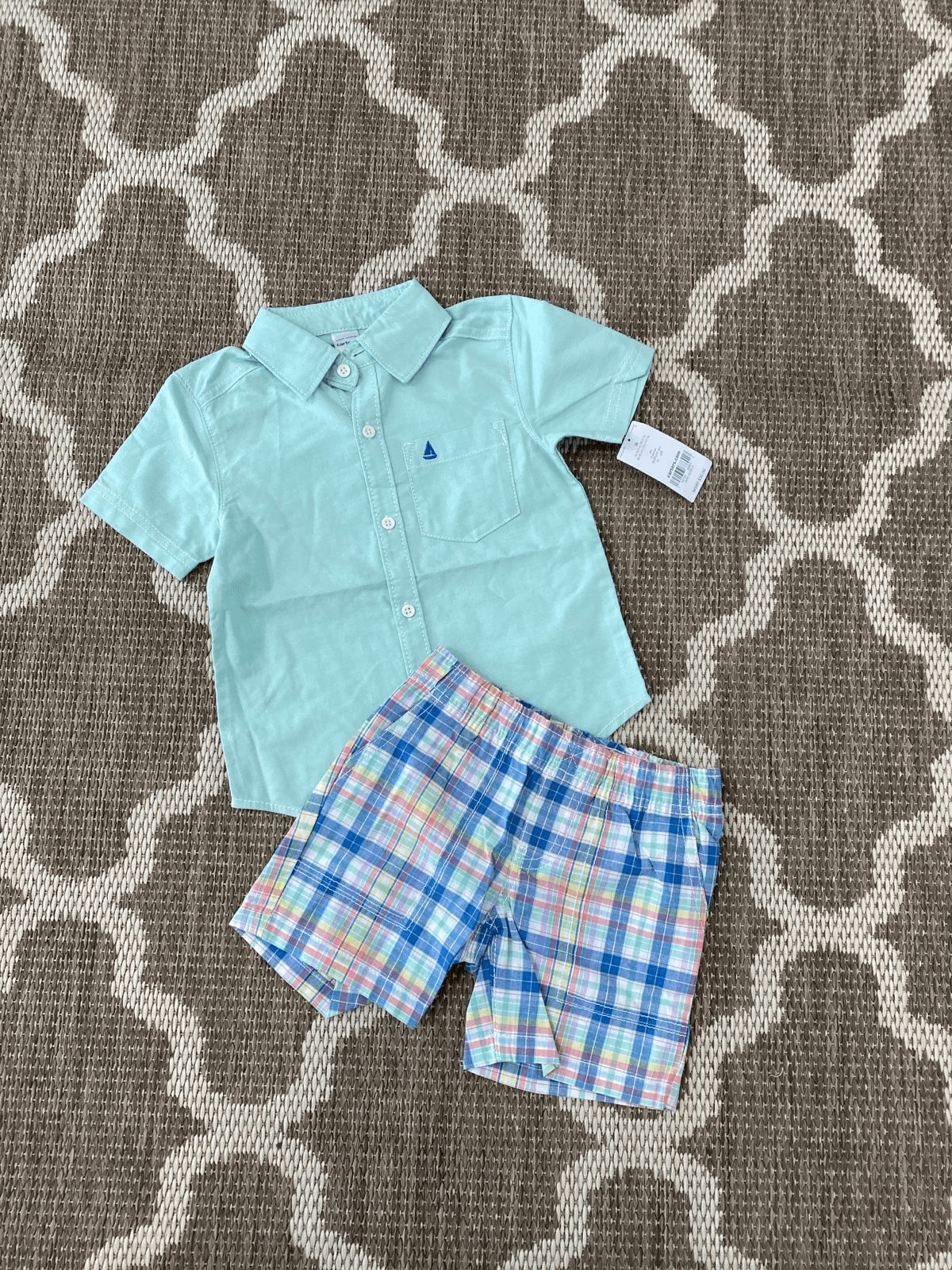 Carter’s baby boy size 2T