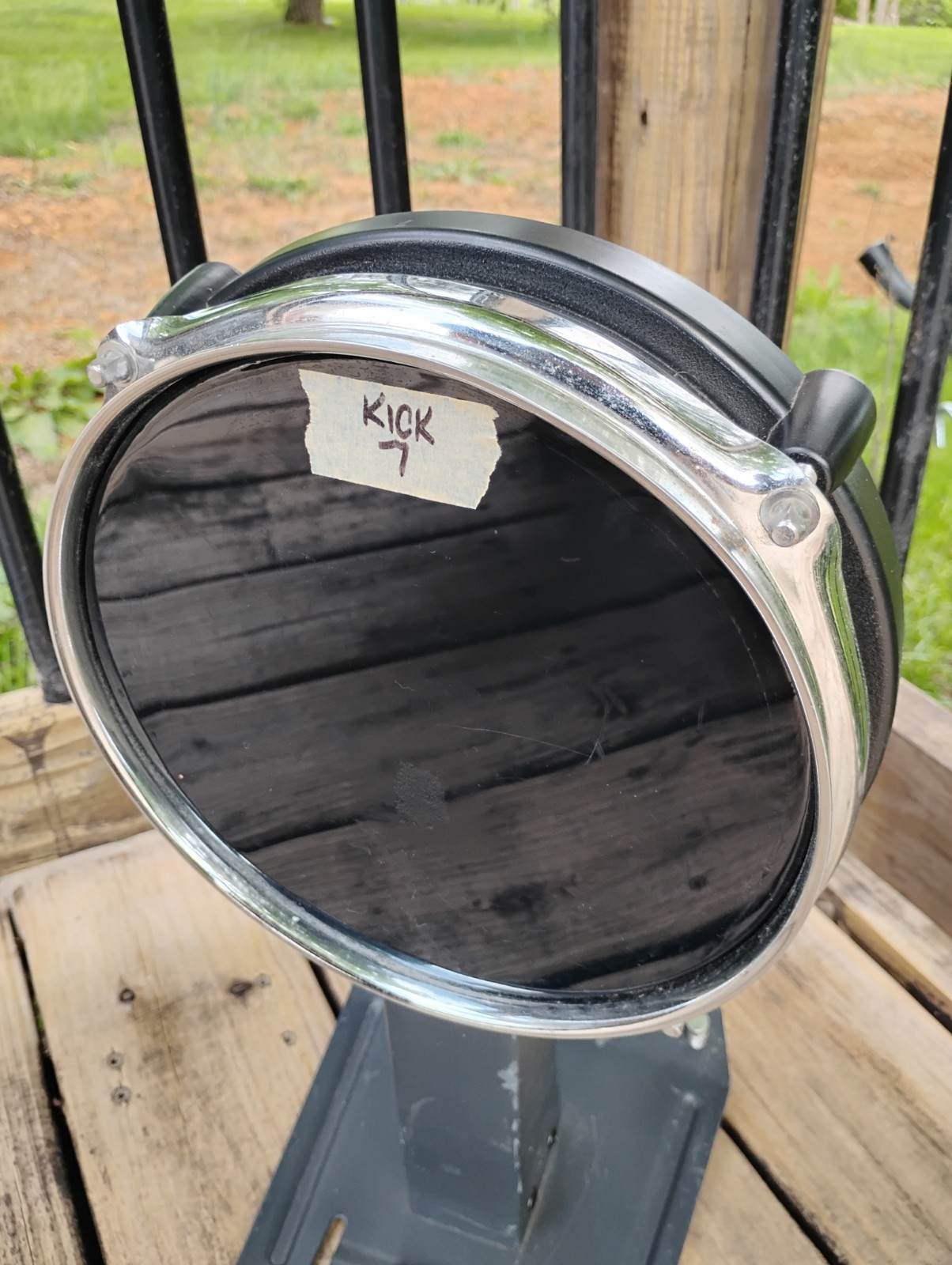 Alesis 8” Kick Drum Pad Trigger