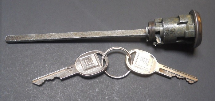 Chevy Impala Bel Air Biscayne Trunk Lock Set 2 Keys 60 61 62