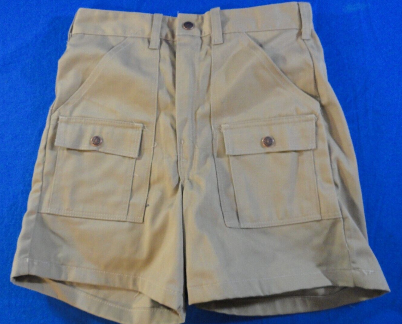 VINTAGE 70s 80sTAN KHAKI 7.5 INCH SEAM SAFARI 6 POCKET CARGO SHORTS 28X7.5