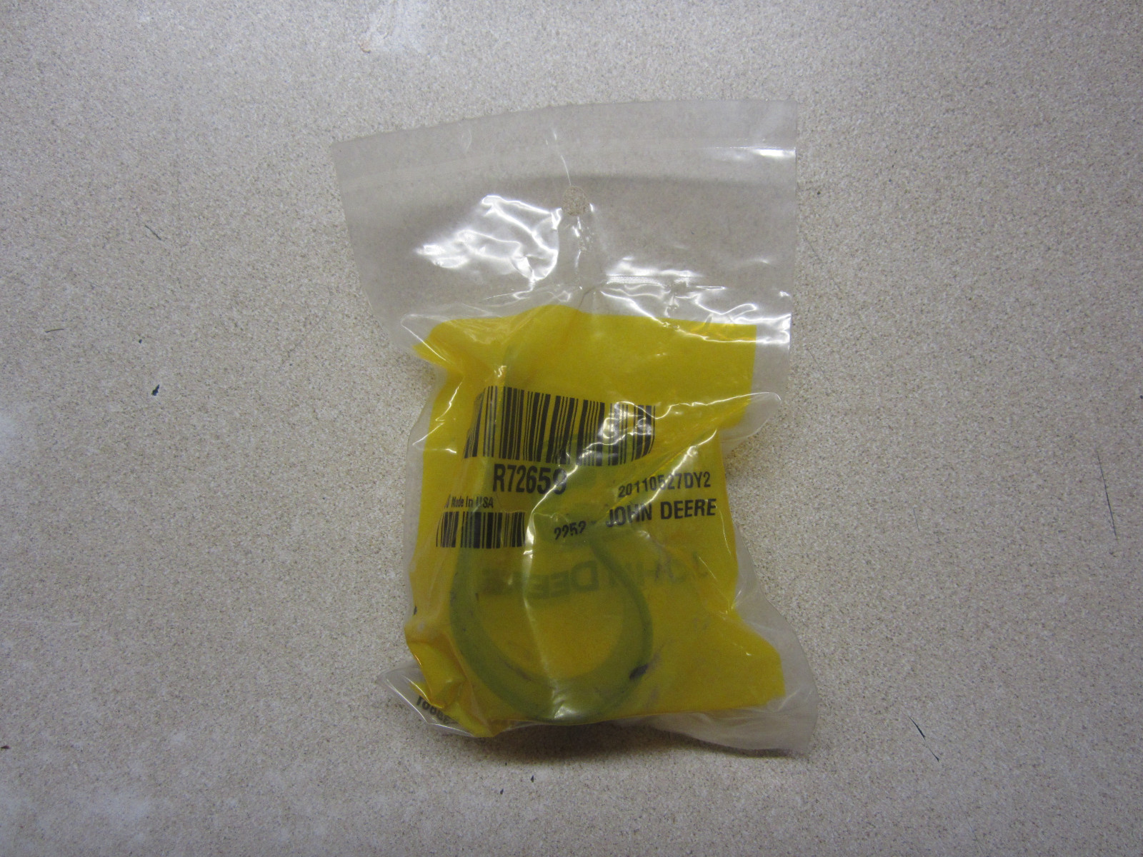 John Deere R72659 Clamp