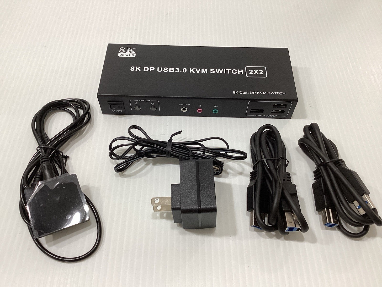 Audio - Video Processor 8K DP USB3.0 KVM SWITCH  2x2  NEW IN BOX!!