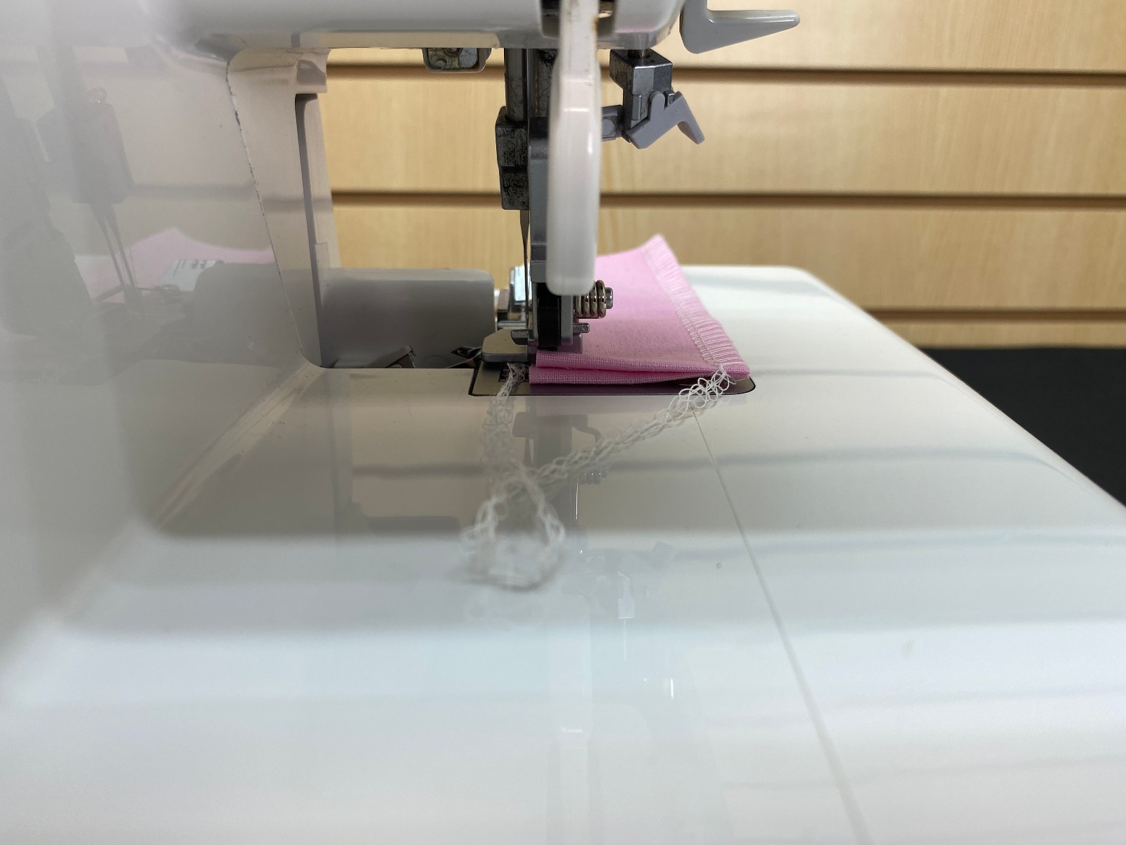 Juki MO-1000 Air Thread Overlock Serger Machine - Quality Pre-Owned ✅