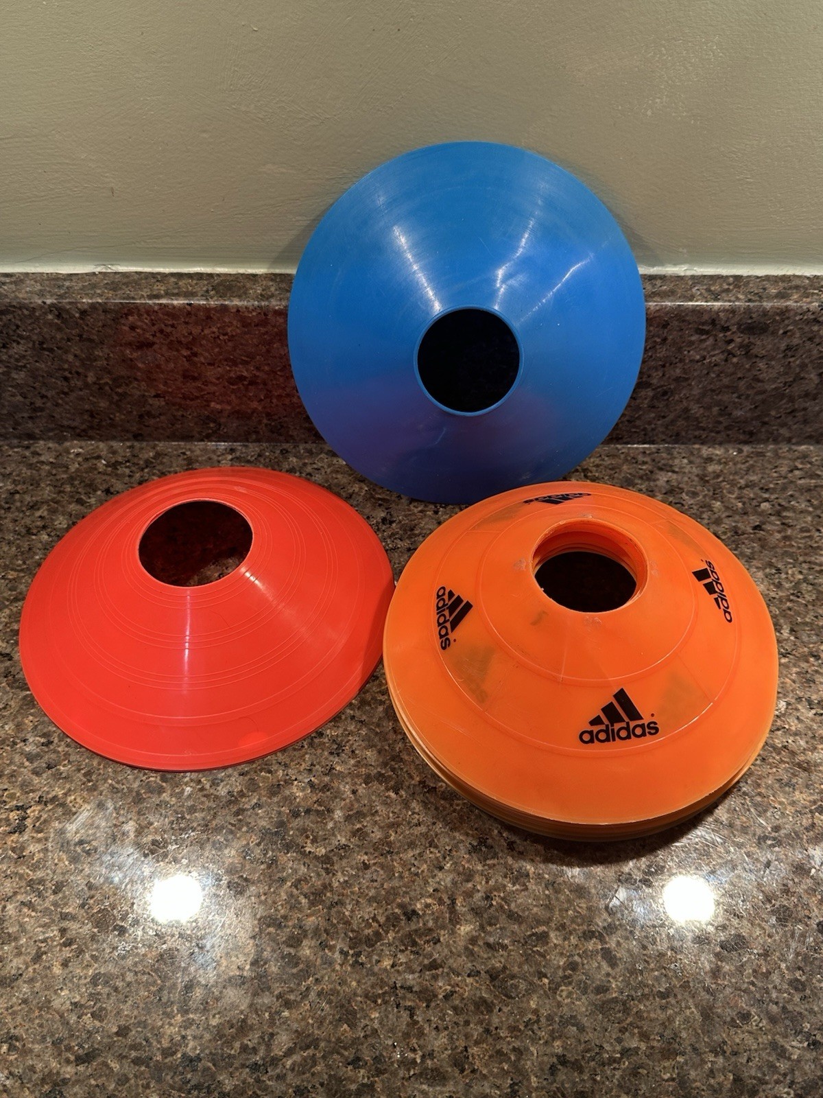SOCCER CONES SET OD 12QT 3 DIFFERENT COLOURED CONES ~ PRE-OWNED
