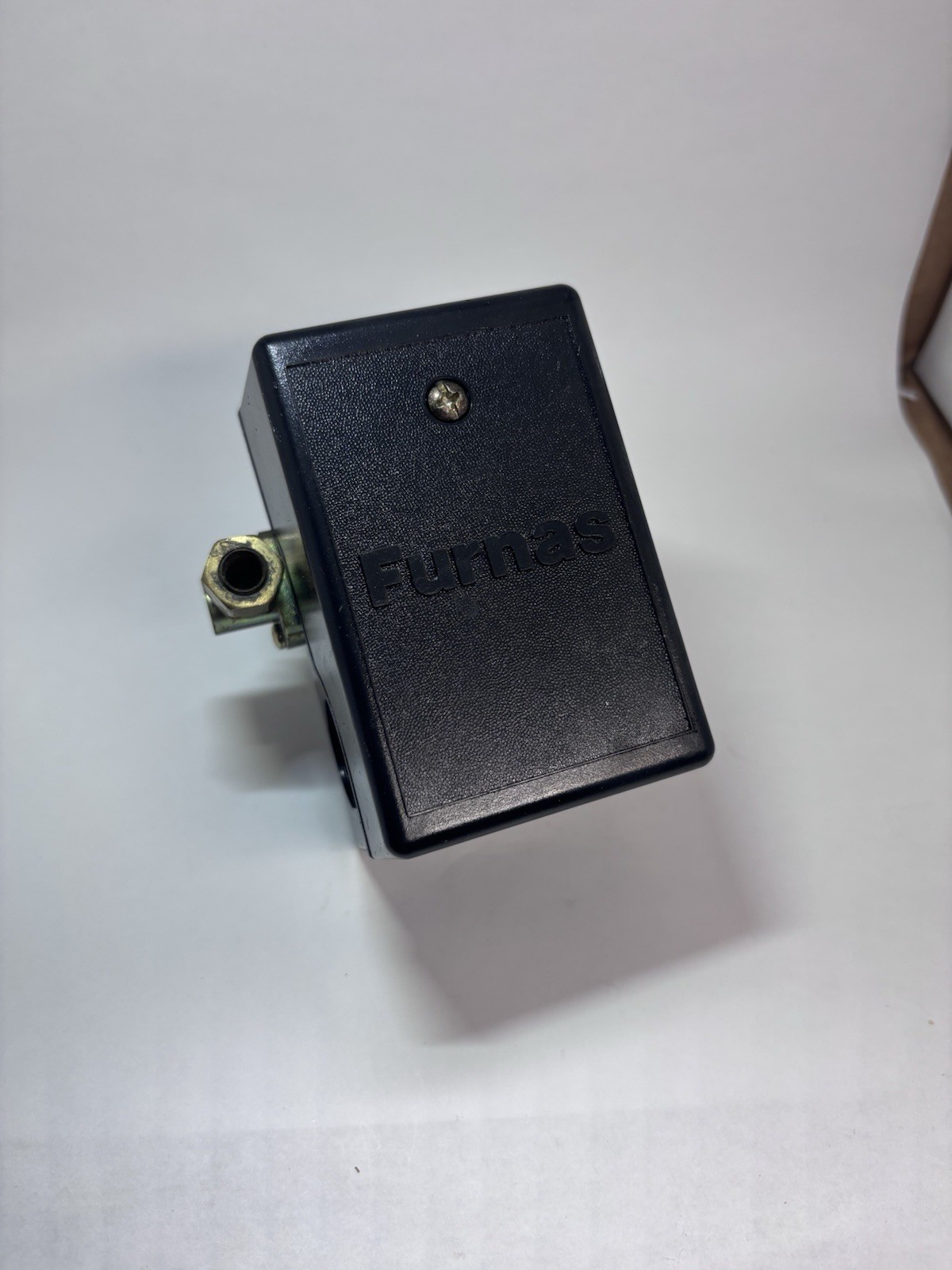 Hubbell Furnas 69JF7LY2C Air Compressor Pressure Switch Control Valve 95-125 PSI
