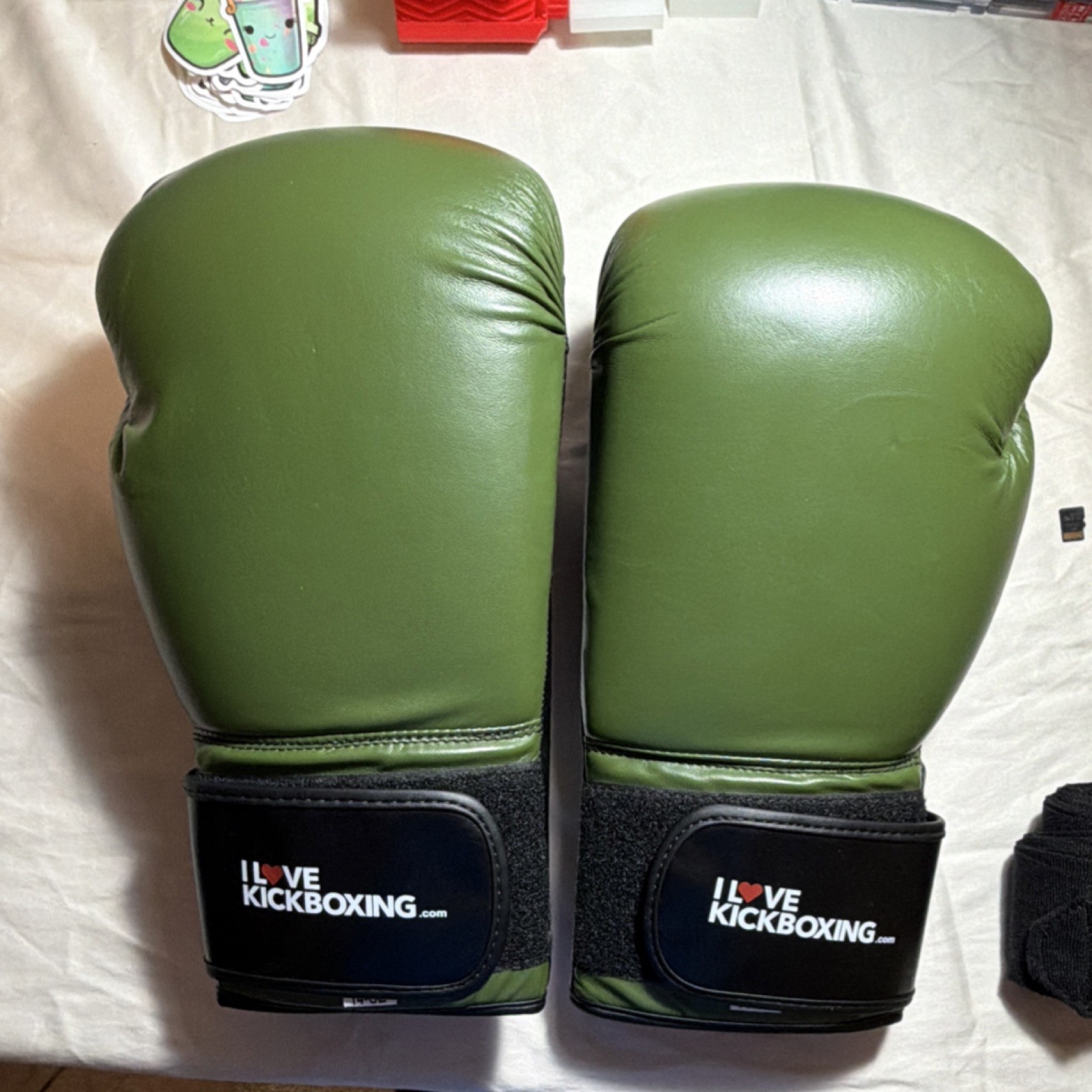 I Love Kickboxing ILKB Sparring Gloves Green Black Boxing Gloves Training 14oz
